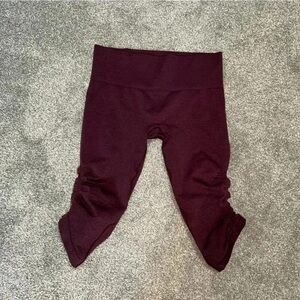 Lululemon In The Flow  Crop